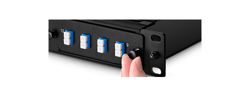 MTP®/MPO Fibre Cassettes Tool-less Installation with Plastic Rivets