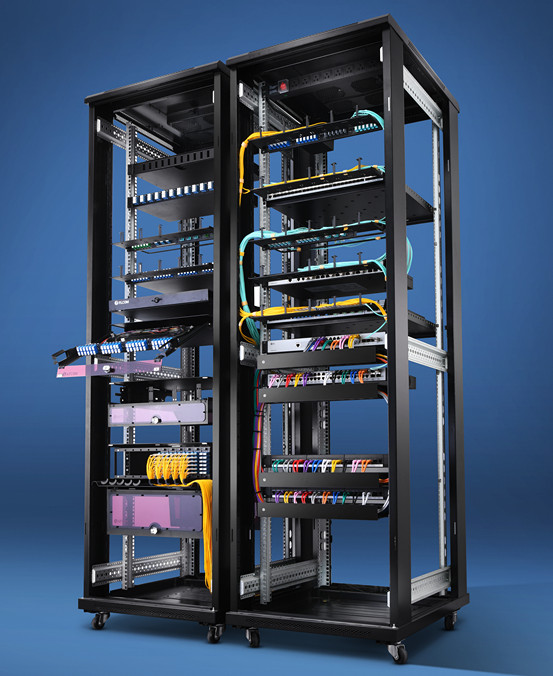 https://img-en.fs.com/images/ckfinder/ftp_images/news/cable-management-rack.jpg