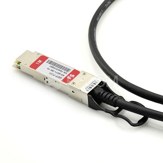 1,5m (5ft) Câble à Attache Directe en Cuivre Passif QSFP+ 40G pour Commutateurs de FS